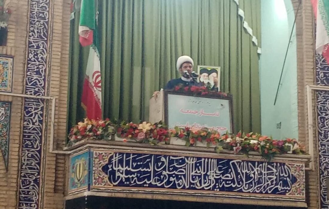 امام جمعه کازرون: نیروی انتظامی، رکن اصلی امنیت ایران است
