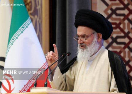 تلاش ناکام دشمنان برای ایجاد شکاف بین ملت و نظام با حربه تحریم