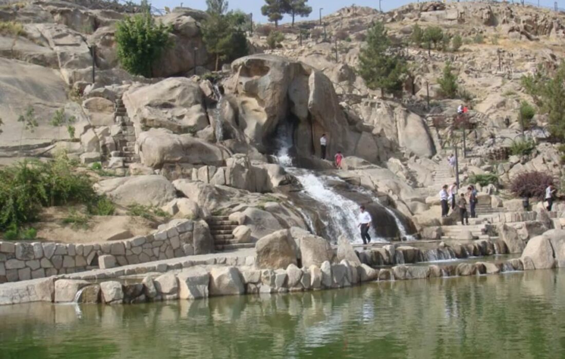 رضاییپور خبر داد: کاهش دمای هوای مشهد تا ۹ درجه سانتیگراد