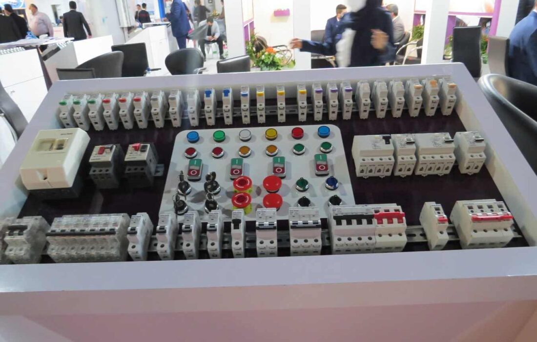 برگزاری نمایشگاه تخصصی صنعت برق و ساختمان در زنجان