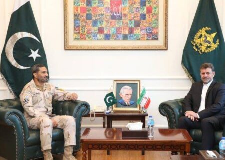 ایران و پاکستان بر لزوم تقویت همکاری‌ها در راستای مبارزه با باندهای قاچاق مواد مخدر تاکید کردند