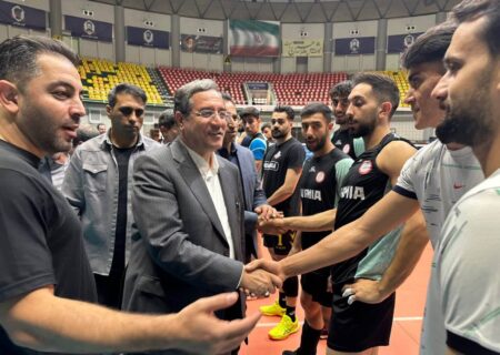 استاندار آذربایجان‌غربی در تمرینات تیم والیبال شهرداری ارومیه حضور یافت