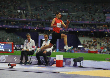 علی الفت نیا در رقابت‌های پارا دوومیدانی قهرمانی جهان چهارم شد