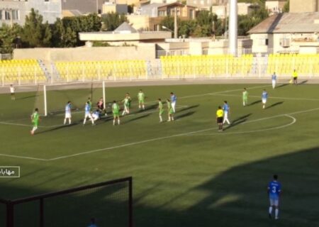 جدال جذاب تیم‌های فوتبال آذربایجان غربی در هفته چهاردهم لیگ برتر استانی