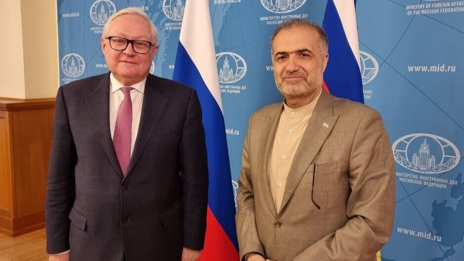 اقدام سه کشور اروپایی در بازگرداندن قطعنامههای تحریم، فاقد اعتبار