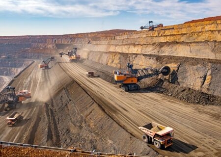 لزوم اصلاح سازوکار مزایده‌های معادن در کرمان