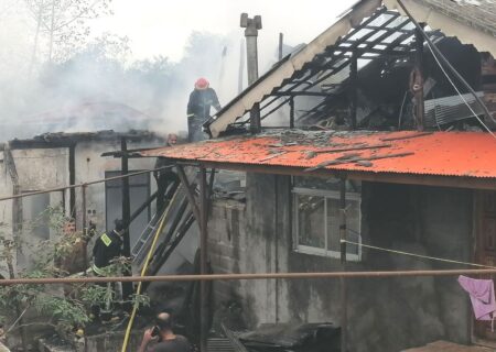 آتش‌سوزی مهیب، 2 خانه روستایی در رودسر را در کام خود فرو برد