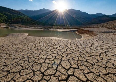 وضعیت بحرانی آب در یزد؛ زنگ خطر به صدا درآمد