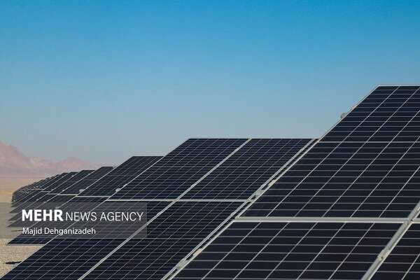 افزایش ۴۰۰۰ مگاواتی ظرفیت خورشیدی در پروژههای شرکت توسعه منابع آب و نیرو