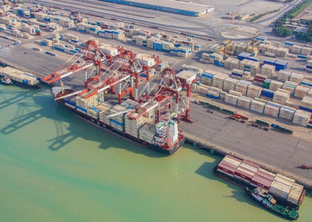 پهلوگیری کشتی حامل ۳۵۸۴۱ تن روغن خام آفتابگردان در بندر امام خمینی