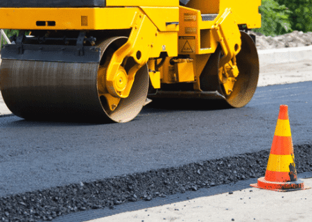 بهسازی معابر اهواز با آسفالت‌ریزی در مساحت ۶۷ هزار مترمربع