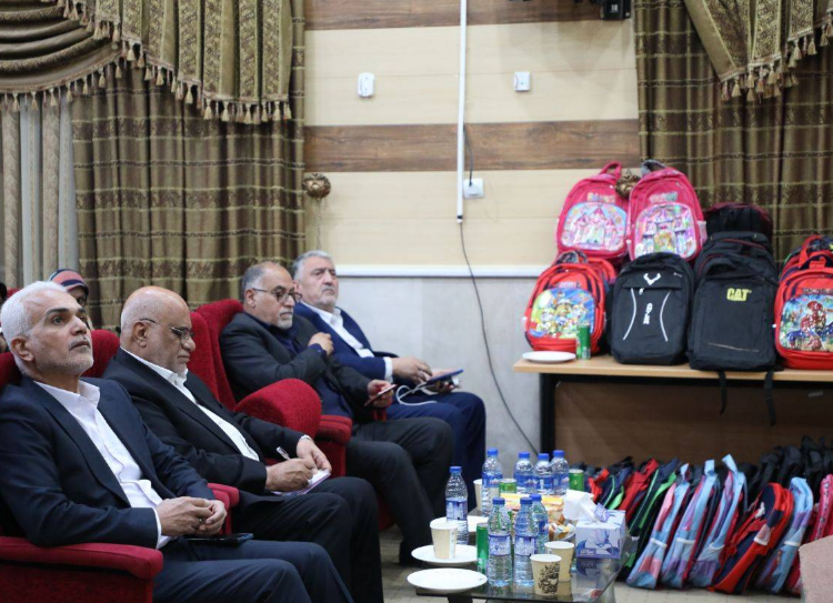 توزیع ۱۰ هزار بسته لوازمالتحریر بین دانشآموزان نیازمند خوزستانی