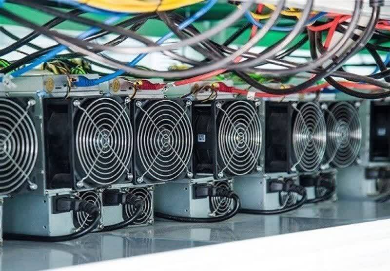 کشف دستگاههای استخراج ارز دیجیتال قاچاق در زارچ