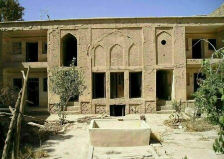 واگذاری ۲ بنای تاریخی در استان سمنان کلید خورد