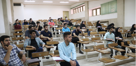 شور و هیجان دانشجویان دانشگاه یزد و آزاد، نویدبخش آغاز سال تحصیلی در یزد