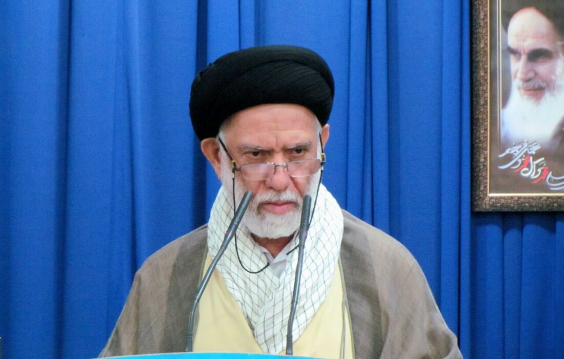 انتقاد امامجمعه دیر از قیمتهای افسارگسیخته و آزاردهنده در بازار