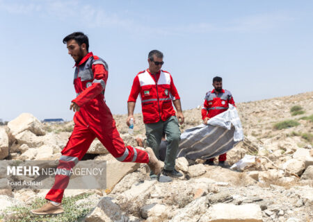 نجات معجزه‌آسای مرد ۸۰ ساله و جوان ۱۷ ساله گمشده در گلستان به همت سلیمی
