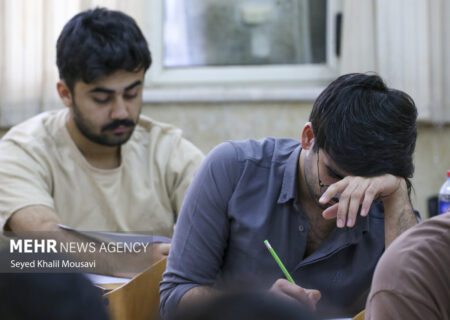 اعلام زمان پرینت کارت و شهرهای محل برگزاری آزمون وکالت ۱۴۰۴