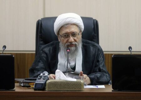 واکنش آیت‌الله آملی‌لاریجانی به اظهارات ترامپ درباره ایران