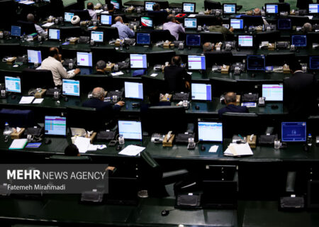 آزادی‌خواه: لزوم ورود مجلس برای ارتقای طرح‌های کالابرگ و مسکن