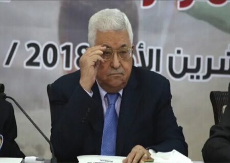 محمود عباس به اجلاس شرم الشیخ واکنش نشان داد