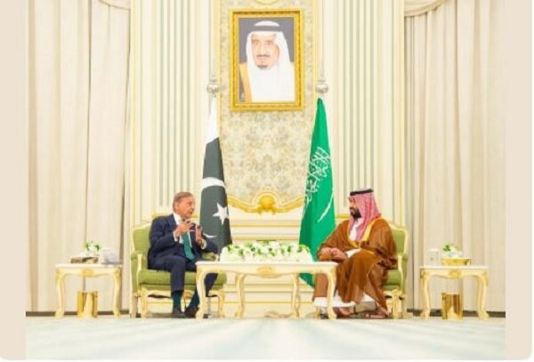 تحولات منطقه؛ همگرایی ریاض و اسلام آباد در سایه توافق امنیتی جدید
