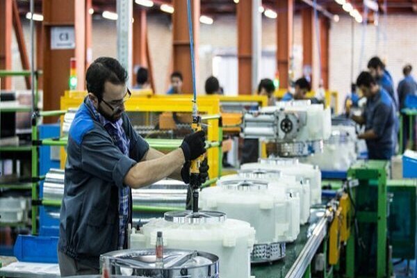 اولویتبخشی وزارت کار به اتصال بنگاههای کوچک و بزرگ در برنامه اشتغال