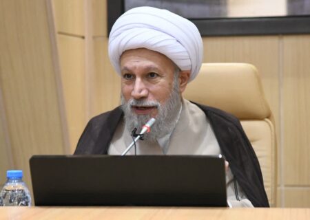 آیت‌الله دژکام: چالش بزرگ فعالیت‌های قرآنی فارس، کمبود مربی است