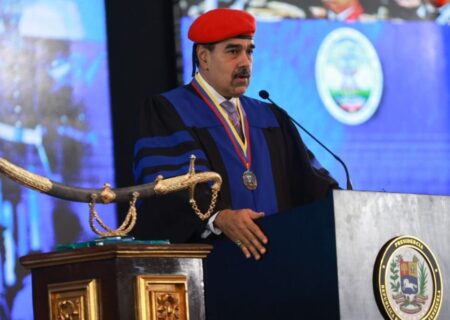 مادورو: ونزوئلا هرگز مستعمره امپراطوری برتری‌طلب نخواهد شد