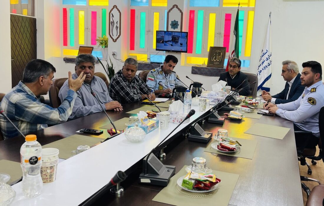 خبر خوش بخشدار خارگ: مشکل سوخت صیادان جزیره حل شد