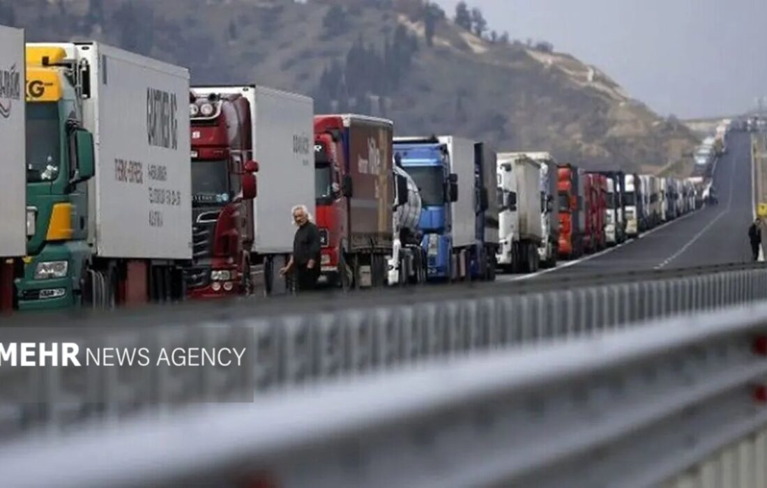 توقف طولانی کامیونها در مرز افغانستان؛ ابهام در زمان رفع مشکل