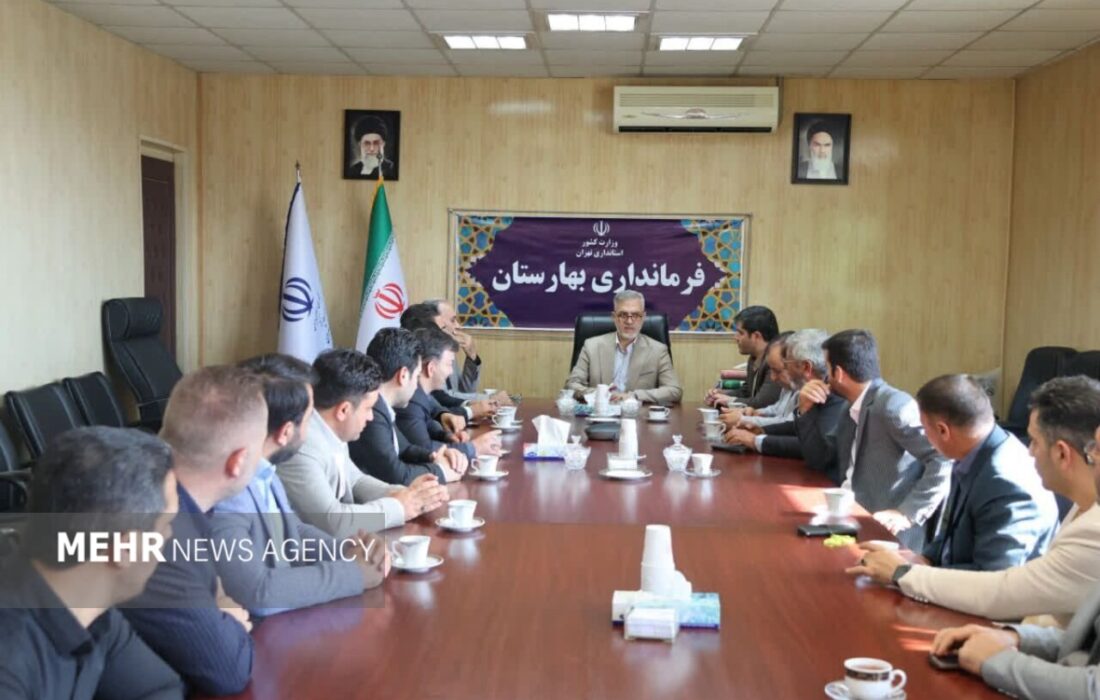 شرفی: دهیاران، حلقه اتصال دولت و مردم در راستای تحقق خواسته‌ها