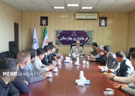 شرفی: دهیاران، حلقه اتصال دولت و مردم در راستای تحقق خواسته‌ها