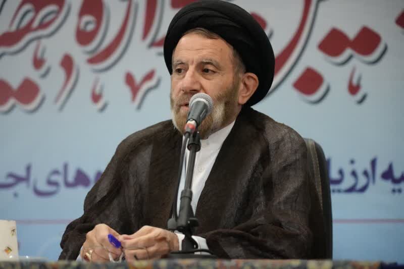 لزوم انتخاب افراد توانمند برای خدمترسانی به مردم لرستان