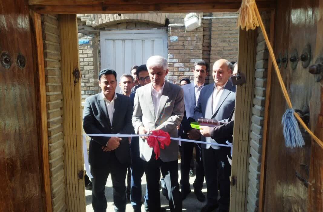 افتتاح نخستین اقامتگاه بومگردی لرستان در خانه تاریخی کشفی