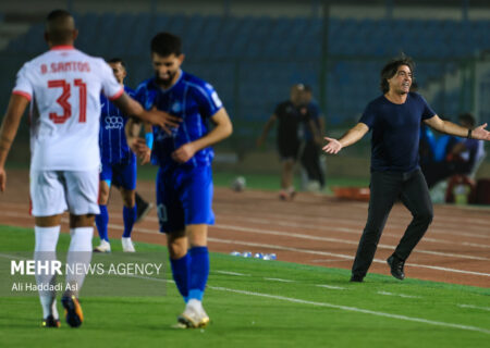 سقوط تدریجی: سرمربی پرحاشیه استقلال در آستانه برکناری!