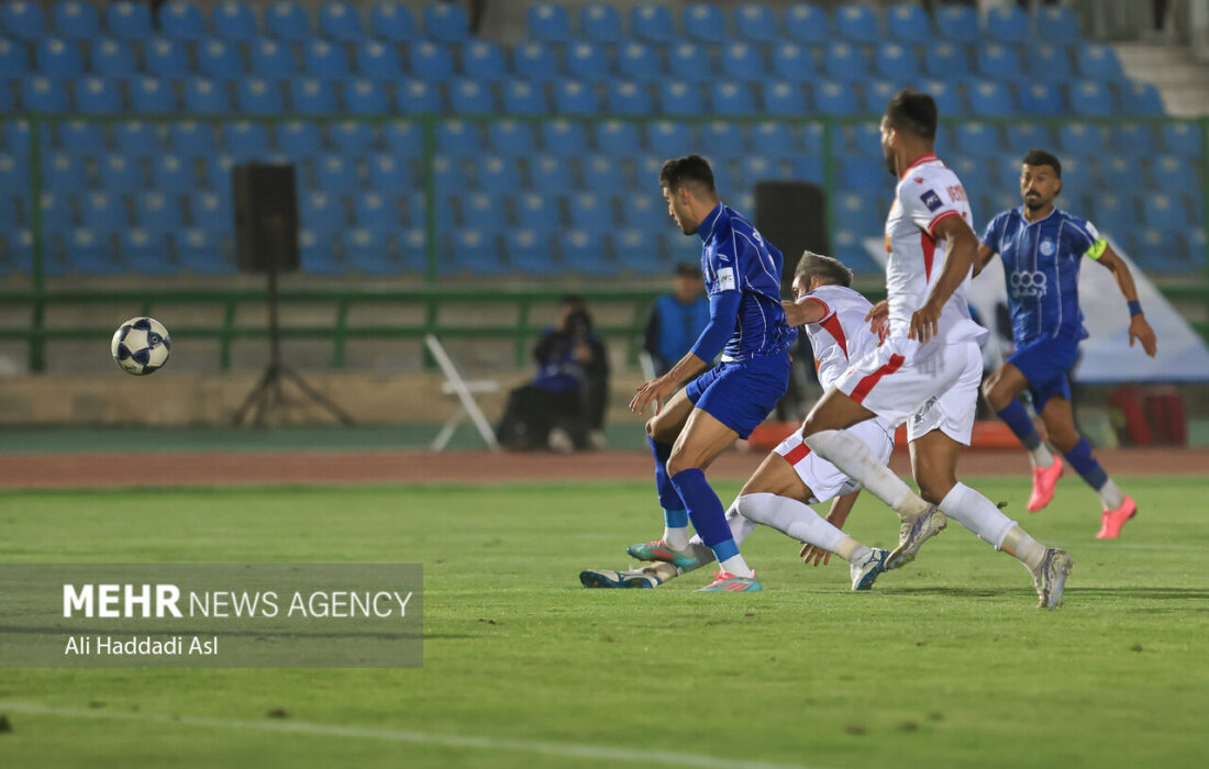 مهاجمان استقلال؛ تقریباً هیچ!