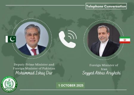 رایزنی وزرای خارجه ایران و پاکستان پیرامون برقراری صلح در منطقه