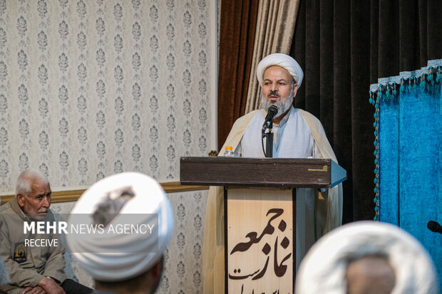 اعزام 30 زائر به نیابت از 30 شهید اقتدار همدان به کربلای معلی