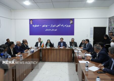 نماینده دشتستان: اتمام پروژه راه‌آهن بوشهر با تخصیص بودجه فعلی میسر نیست