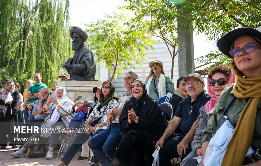 ارائه خدمات اقامتی به بازنشستگان و وظیفه بگیران کشوری