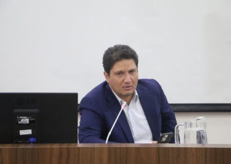 سالاری: صنایع‌دستی و خوشه‌های اقتصادی، محرک رونق اقتصاد کرمان