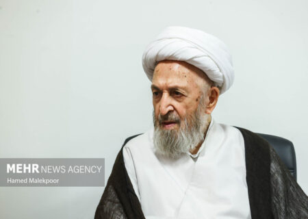 درخواست آیت الله سبحانی از قوه قضاییه: مهریه به صورت عندالاستطاعه پرداخت شود