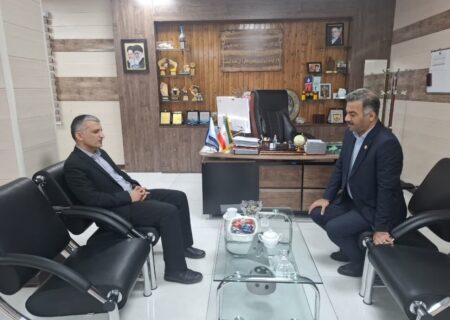 تأکید مدیرکل شیلات بوشهر بر توسعه آبزی‌پروری با استفاده از ظرفیت‌های علمی