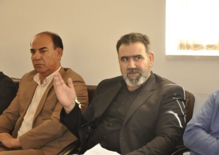 شهرداری گیلانغرب احیای پارک فلاحت را در اولویت قرار داد