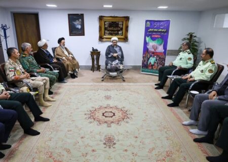 دیدار صمیمانه فرماندهان انتظامی آذربایجان‌شرقی با امام جمعه تبریز