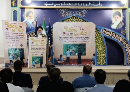 تاکید امام جمعه دیر بر لزوم حمایت از دانش‌آموزان فاقد پوشش نهادی