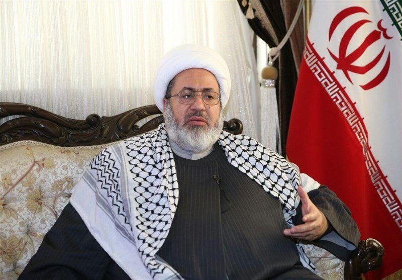 شیخ الناصر: قرآن، راهنمای بینظیر انسان به سوی رستگاری