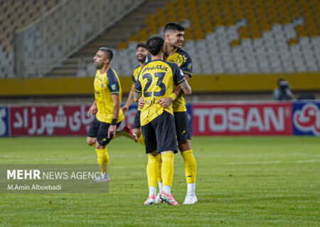 دیدار سپاهان و آخال در ورزشگاه نقش جهان برگزار می‌شود