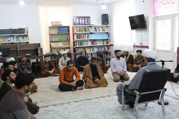 رحیمی: مبلغان باید به دانش رسانه و هوش مصنوعی مسلط شوند